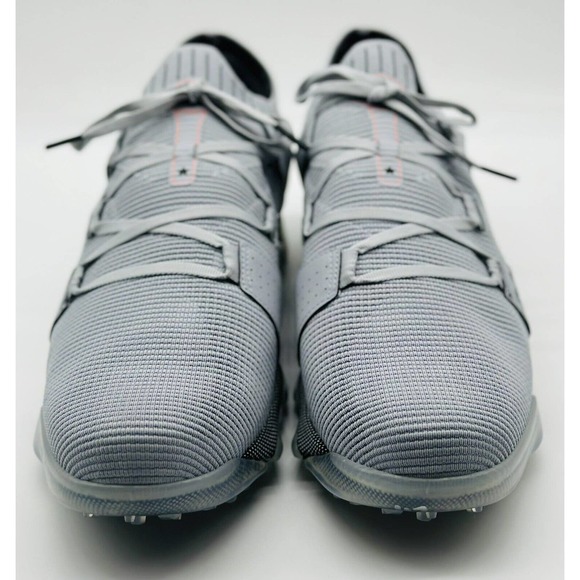 Athletic_Shoes